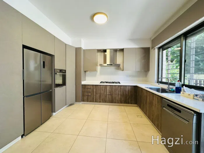 Semi-furnished Apartment to Rent 