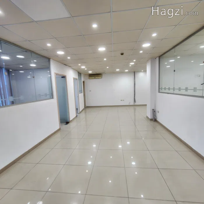 Office For rent in Mecca St (506)