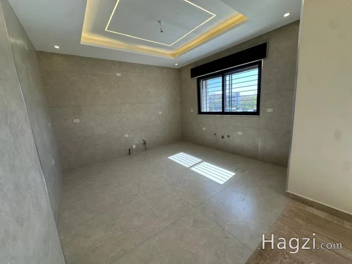 220 Sqm apartment For Sale in khalda - Secondary Image 3
