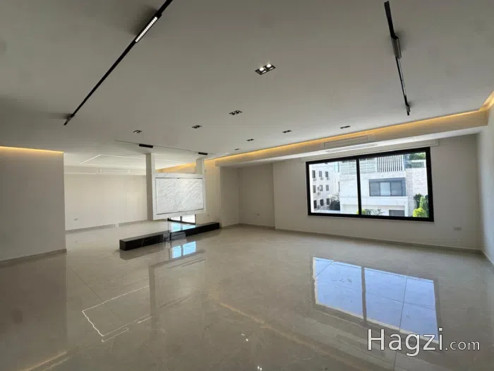 Apartment for Sale in Um Uthaina - Secondary Image 2