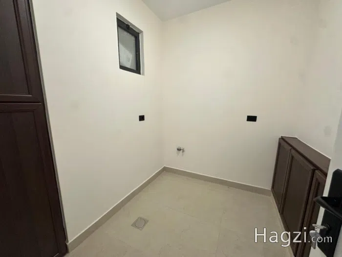 Apartment for Sale in Marj Al Hamam - Secondary Image 3