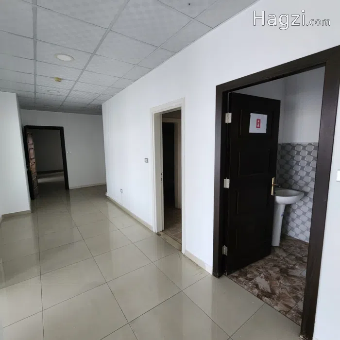 Office For rent in Mecca St (501) - Secondary Image 3