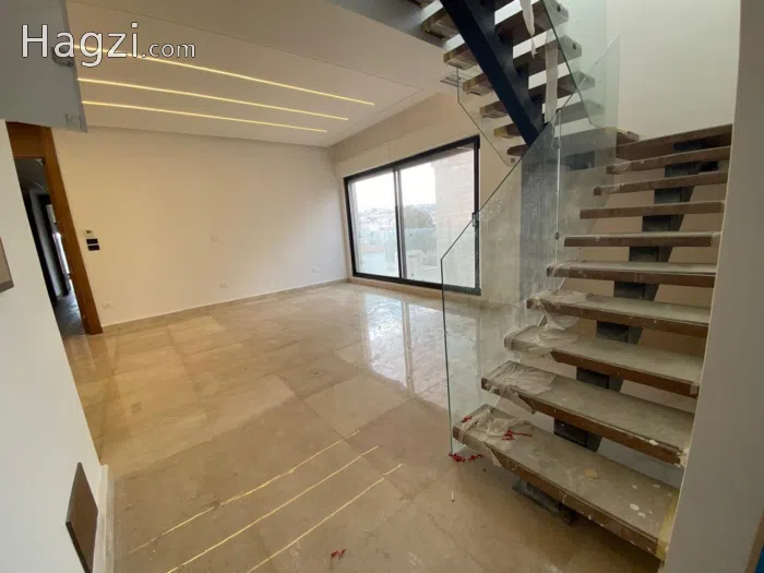 Spacious Apartment with Rooftop for Rent – 4th Circle - Secondary Image 3