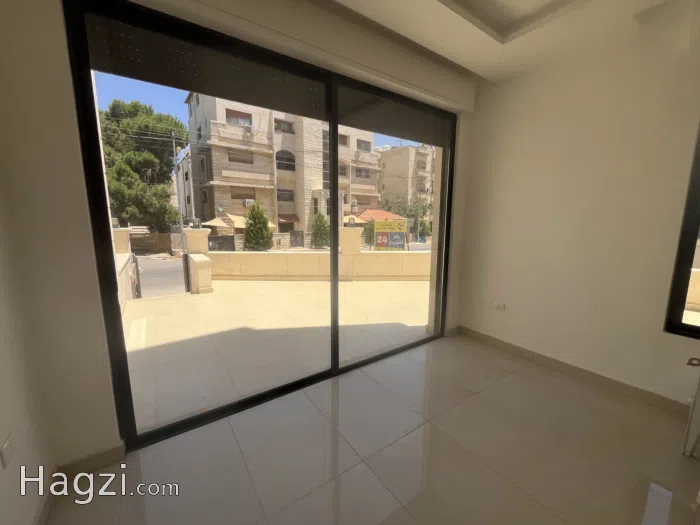 Three bedroom apartment for Sale - Secondary Image 1