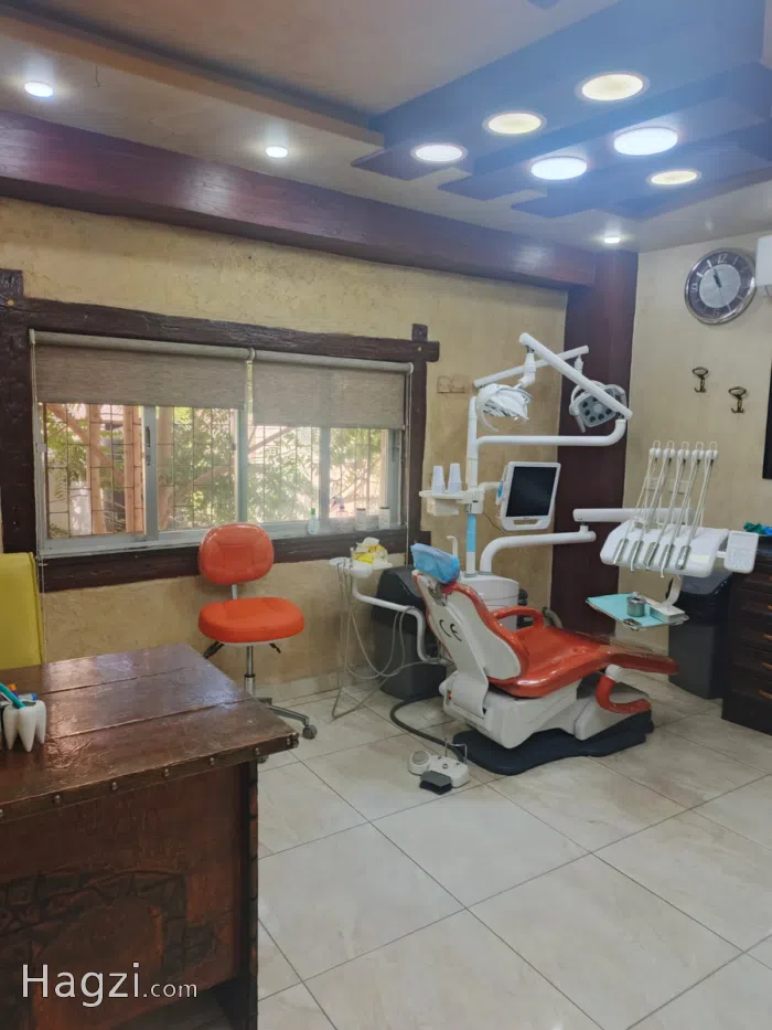 Office for sale at a dental clinic location - Secondary Image 2
