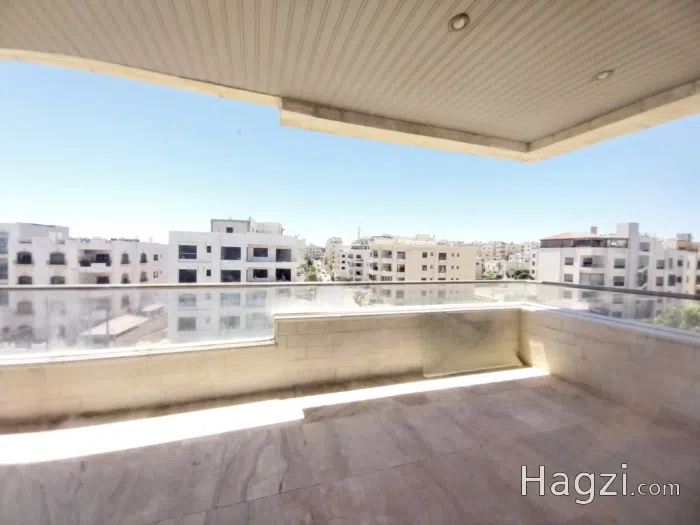 Studio for rent in Deir Ghbar with a roof on the upper floor - Secondary Image 3