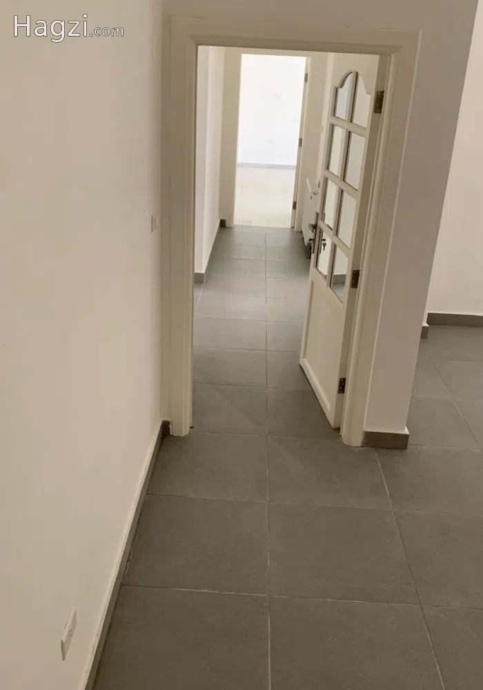Apartment For sale in Al Shmesani - Secondary Image 1