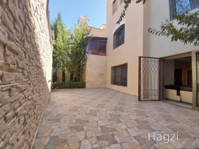 Unfurnished Villa For Rent In Dabouq  - Secondary Image 3