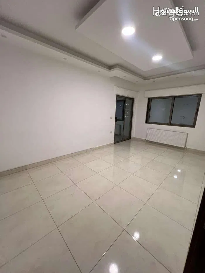 Unfurnished apartment to Rent  - Secondary Image 1