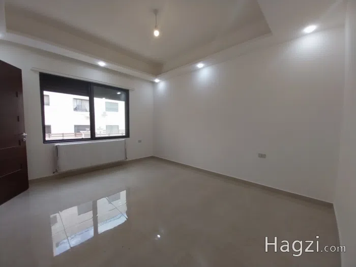 Apartment for rent in um el summaq  - Secondary Image 1