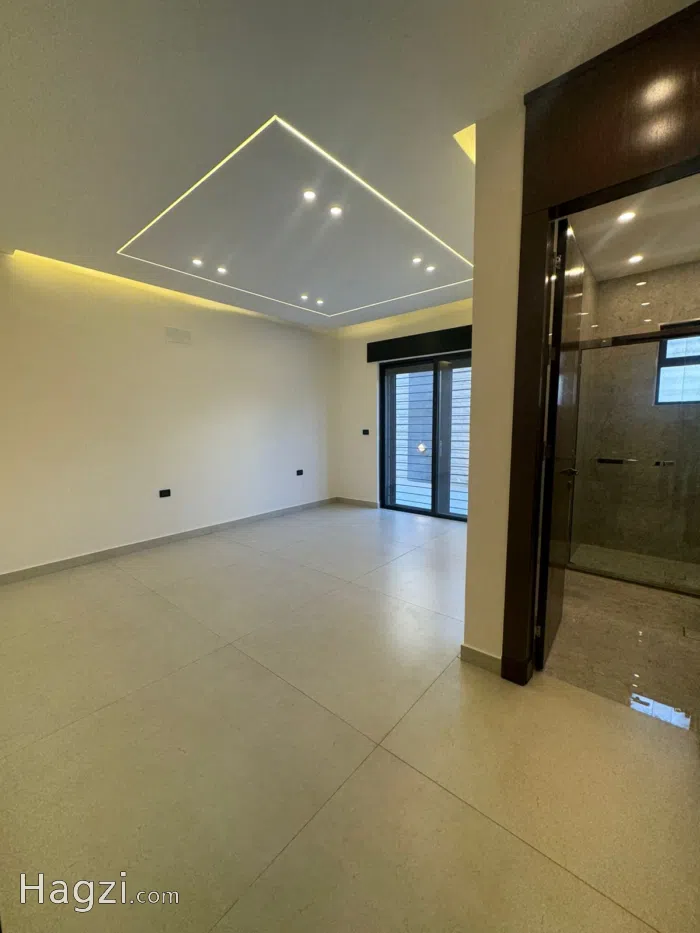 unfurnished apartment for sale - Secondary Image 2