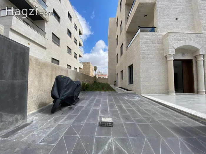 Duplex Four bedrooms for sale in Um Uthaina - Secondary Image 2