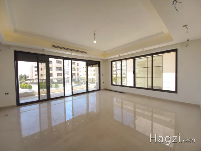 Unfurnished Apartment For Rent In Deir Ghbar 