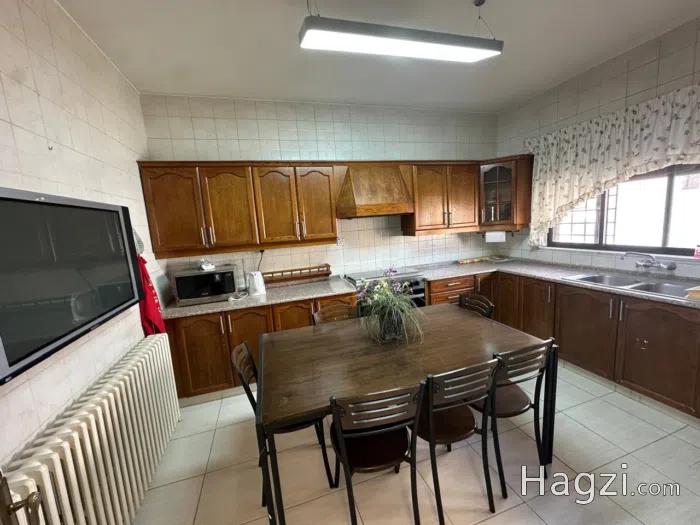 Furnished apartment for rent in Um Uthaina - Secondary Image 3