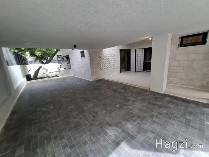 Semi-furnished Villa to Rent  - Secondary Image 1