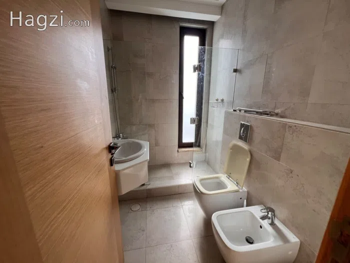 Two bedroom apartment for rent - Secondary Image 2