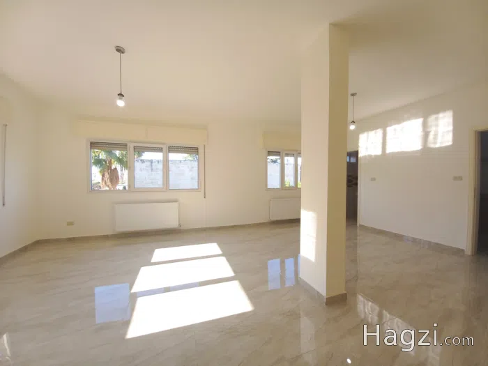 Not Furnished Apartment to Rent 210sqm