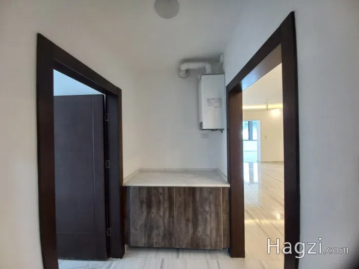 3-bedroom unfurnished roof for rent - Secondary Image 3