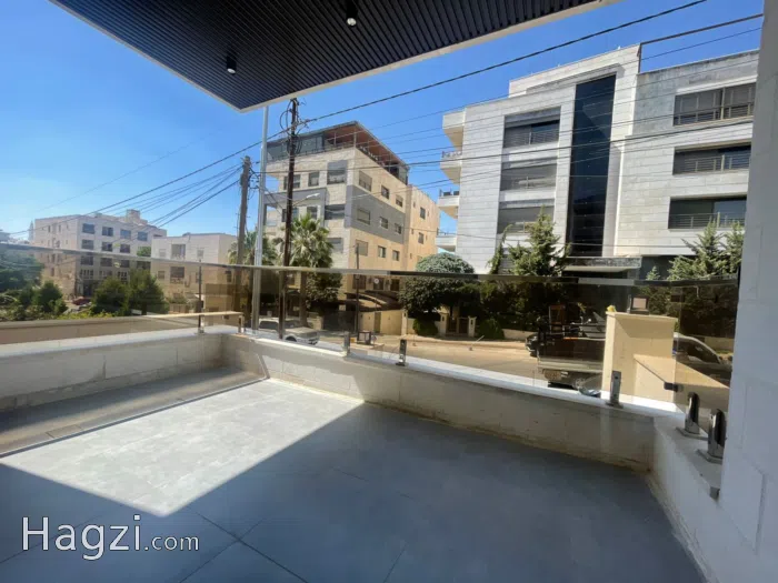 Three Bedrooms Apartment for Sale
