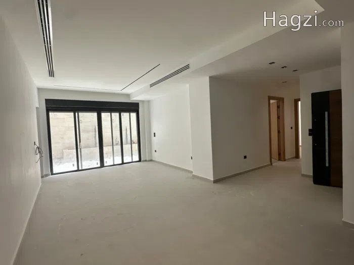 Unfurnished apartment for rent in Um Uthaina - Secondary Image 2