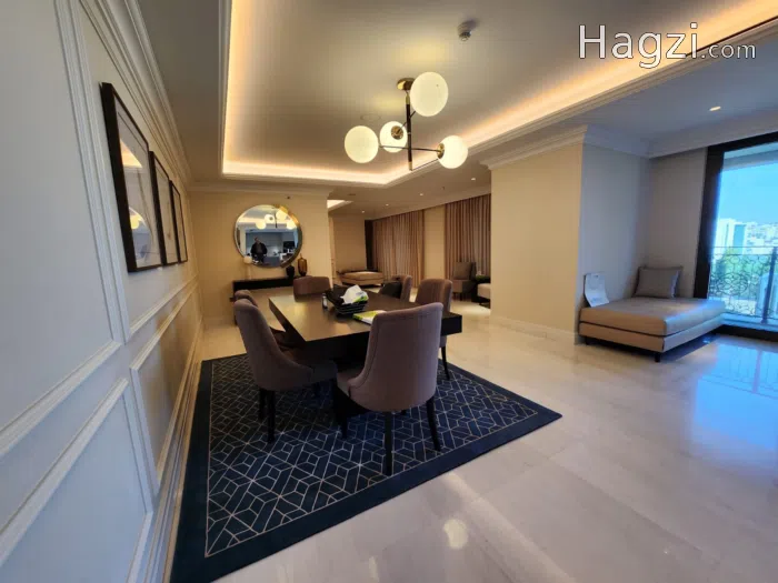 Stunning property in Ritz Carlton