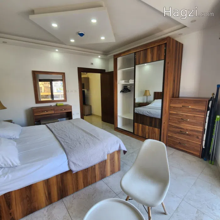 1 Bedroom Apartment for Rent - Secondary Image 3