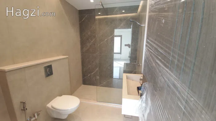 Luxury duplex with roof for sale in um uthaina - Secondary Image 2