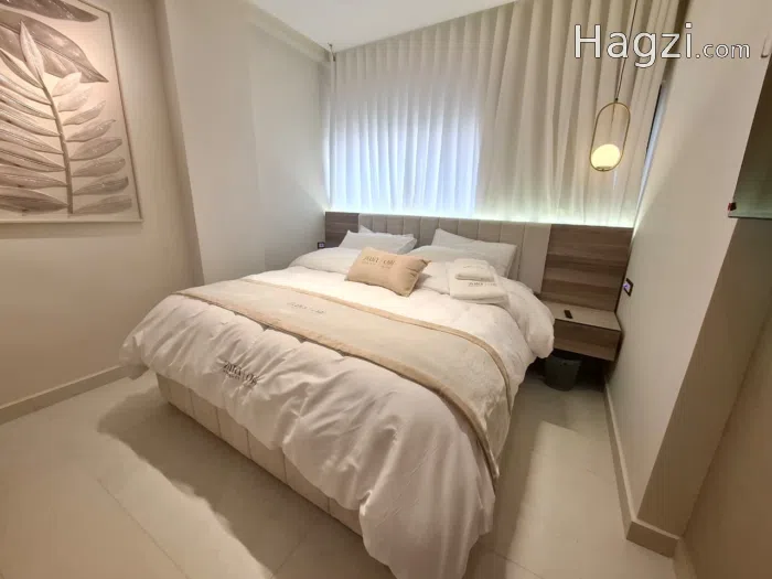 Furnished Studio to Rent  - Secondary Image 1