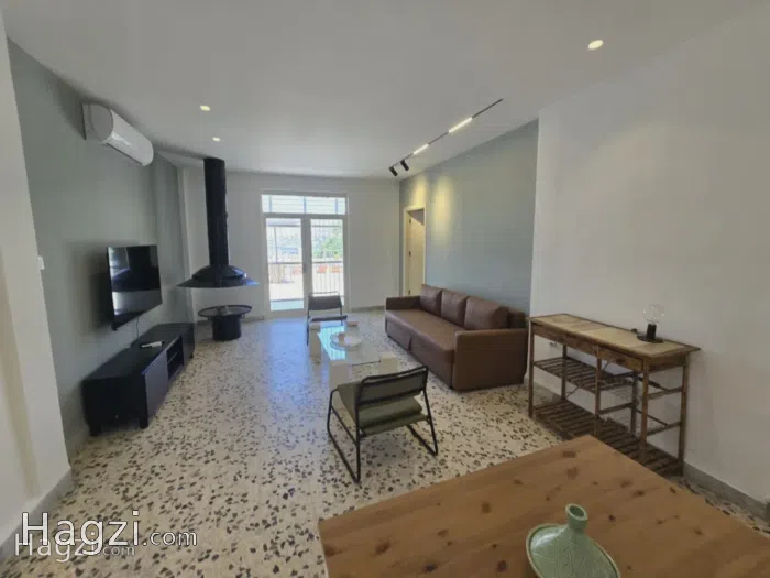 Two bedroom Roof for rent