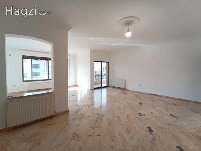 Not Furnished Apartment to Rent 300sqm