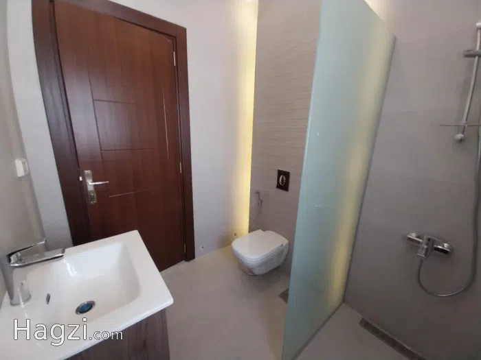 Unfurnished apartment to Rent  - Secondary Image 3