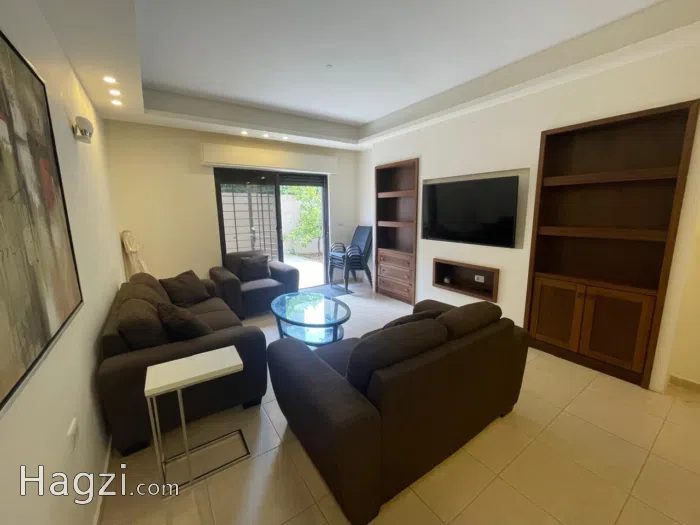 Apartment for rent in Um Uthaina