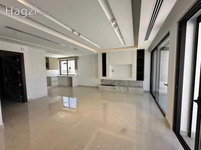 Unfurnished Roof for rent Al Thuhir