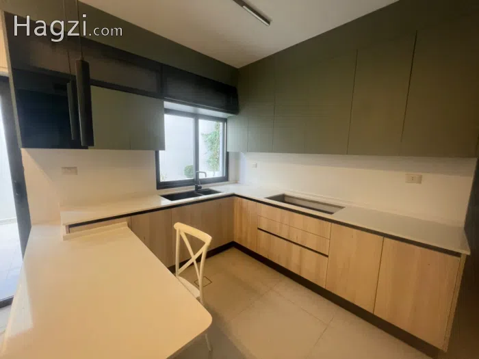 Fully Furnished 2-Bedroom Semi-Ground Apartment for Rent - Secondary Image 3