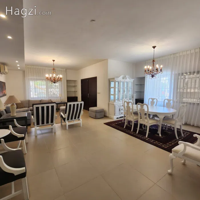 Furnished three bedroom apartment for rent 