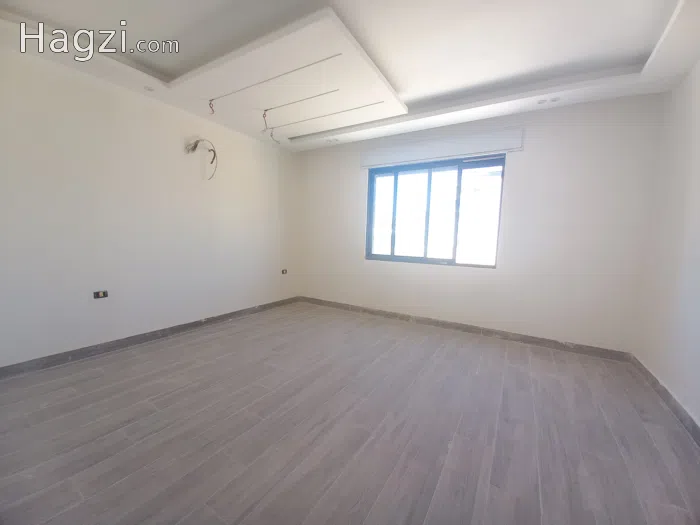 Apartment For Sale In Um Al Summaq - Secondary Image 2