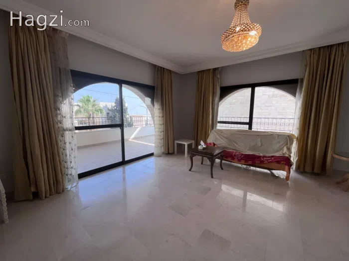 Three bedroom Apartment for rent - Secondary Image 3