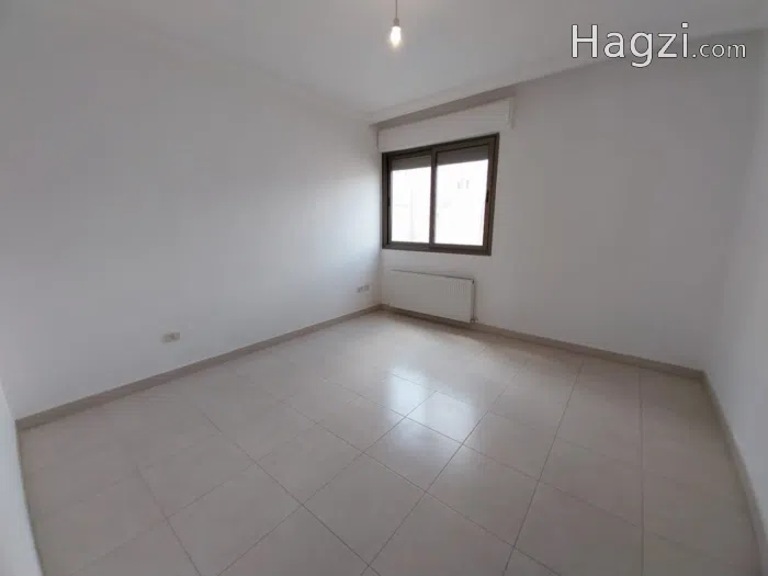 Unfurnished apartment to Rent  - Secondary Image 2