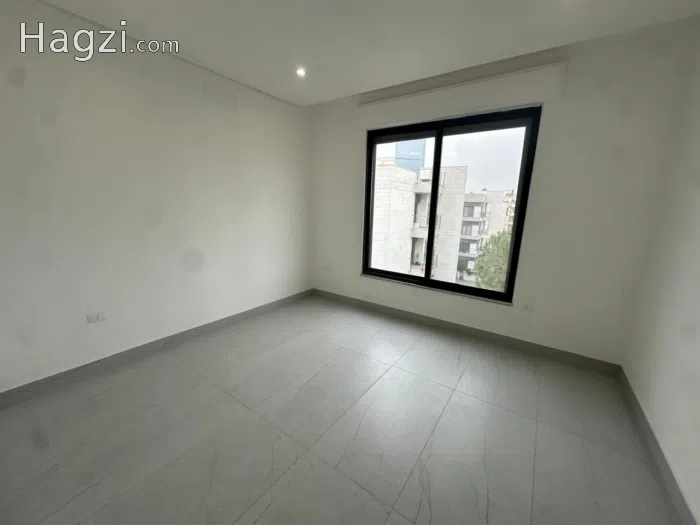 Apartment for Sale in Um Uthaina - Secondary Image 3