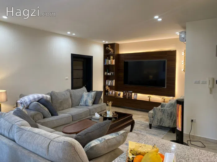 Unfurnished apartment to Sale 