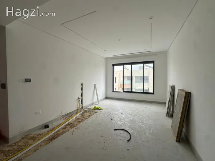 Apartment for Sale in Um Uthaina - Secondary Image 2