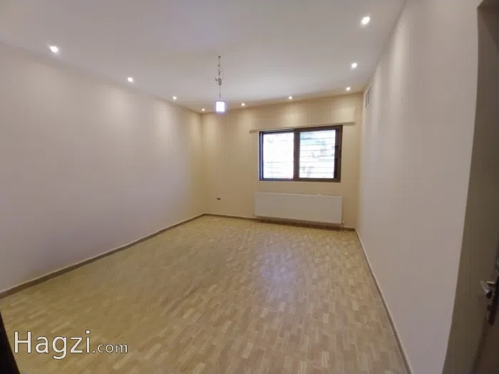 Unfurnished apartment to Rent  - Secondary Image 1