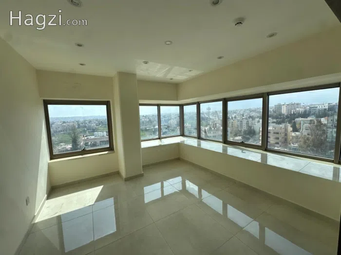 Office For rent in 4th Circle - Secondary Image 1