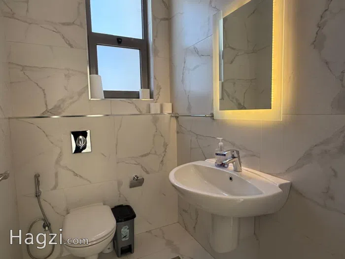Unfurnished apartment for rent in 4th Circle - Secondary Image 2