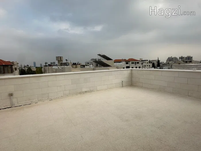 Apartment for Sale in Um Uthaina - Secondary Image 1