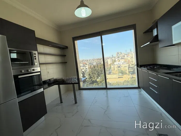 Unfurnished apartment for rent in 4th Circle - Secondary Image 3