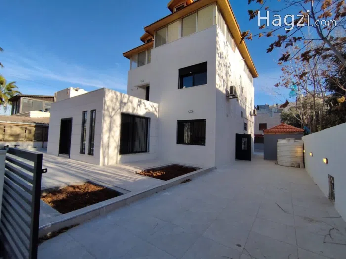 Unfurnished villa for rent in the heart of Abdoun