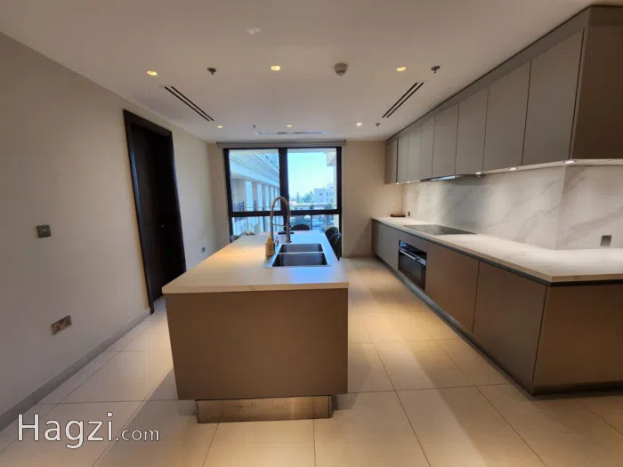 Stunning property in Ritz Carlton - Secondary Image 3