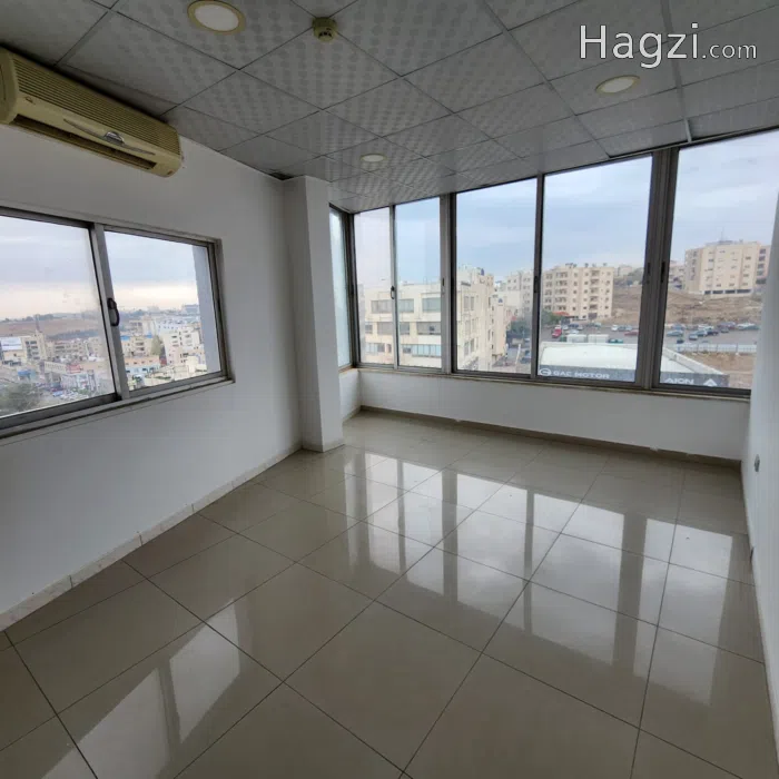 Office For rent in Mecca St (401) - Secondary Image 2