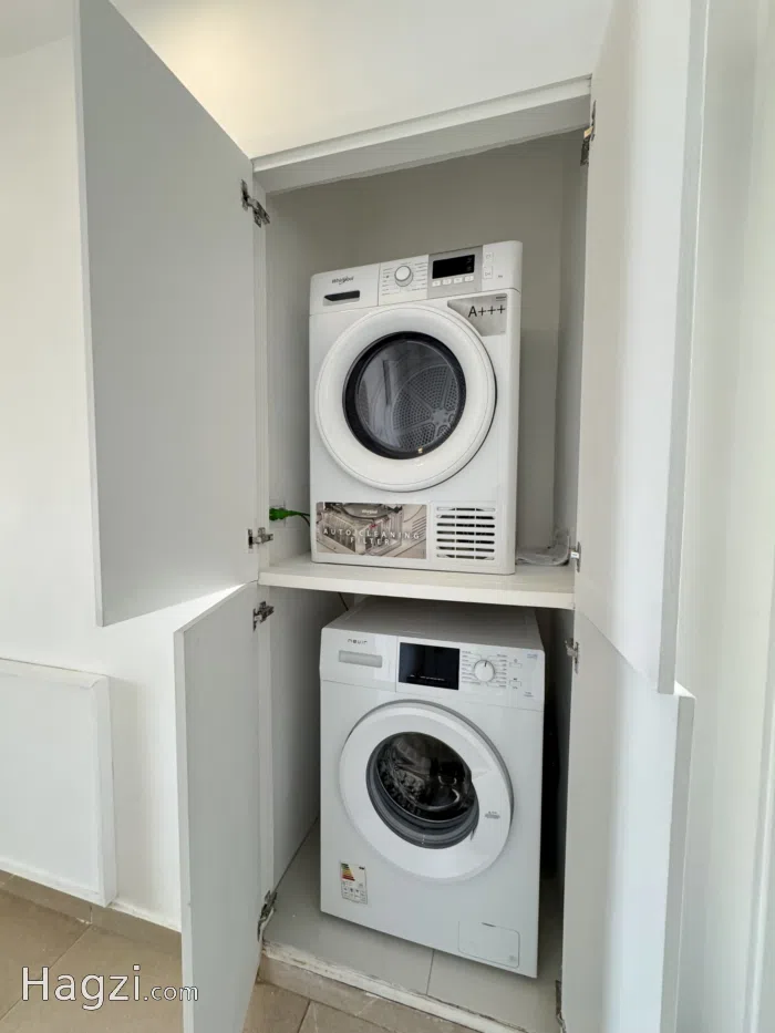 Three bedroom apartment for rent - Secondary Image 2